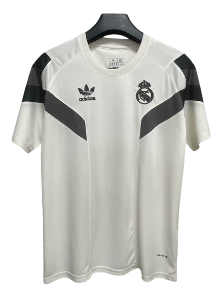 Camiseta Pre-Match | Real Madrid Club de Fútbol 2024/25 Blanca