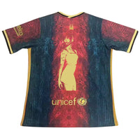 Camiseta FC Barcelona x Aitana | Edición Sagrada Familia