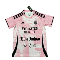 Camiseta Lola Indigo x Real Madrid