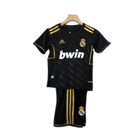 Conjunto Niño Real Madrid 2011/12 (2)